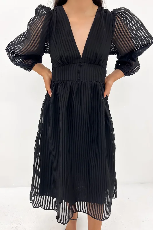 Delia Midi Dress Black Stylish Animal Print Midi Dress