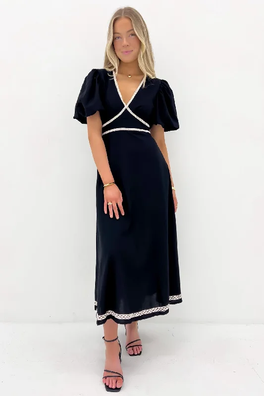 Jasmin Midi Dress Black Fashionable Plaid Midi Dress