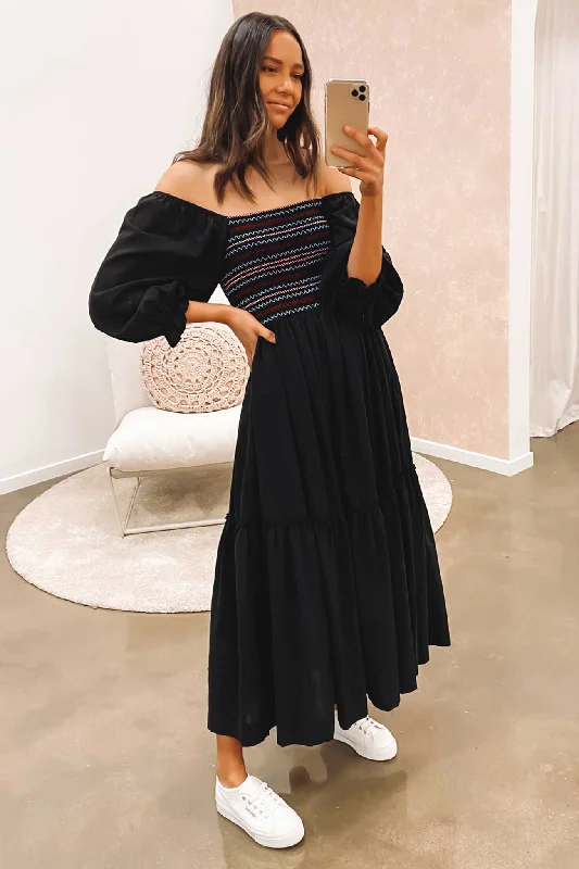Matiyah Midi Dress Black Comfortable Knitwear Midi Dress