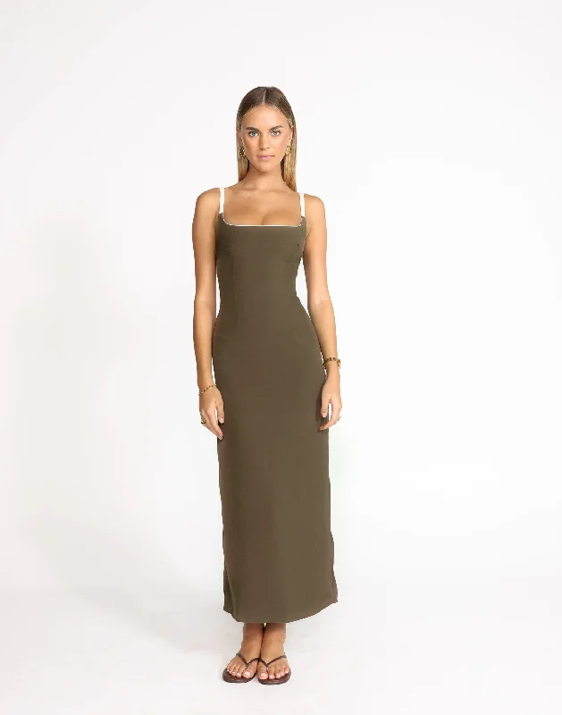 Alistair Maxi Dress (Coffee) Classic Solid Maxi Dress