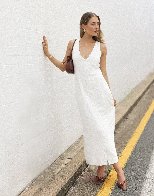 Cailey Maxi Dress (White) Cozy Knit Maxi Dress
