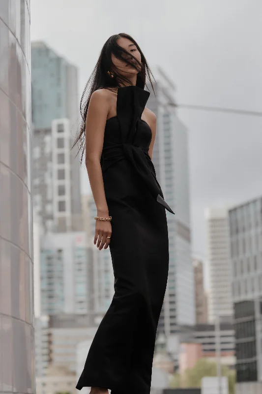 Cyrill Strapless Satin Structured Maxi Dress - Black Fashionable Printed Maxi Dress