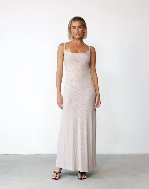 Helia Maxi Dress (Shell) Comfortable Casual Maxi Dress