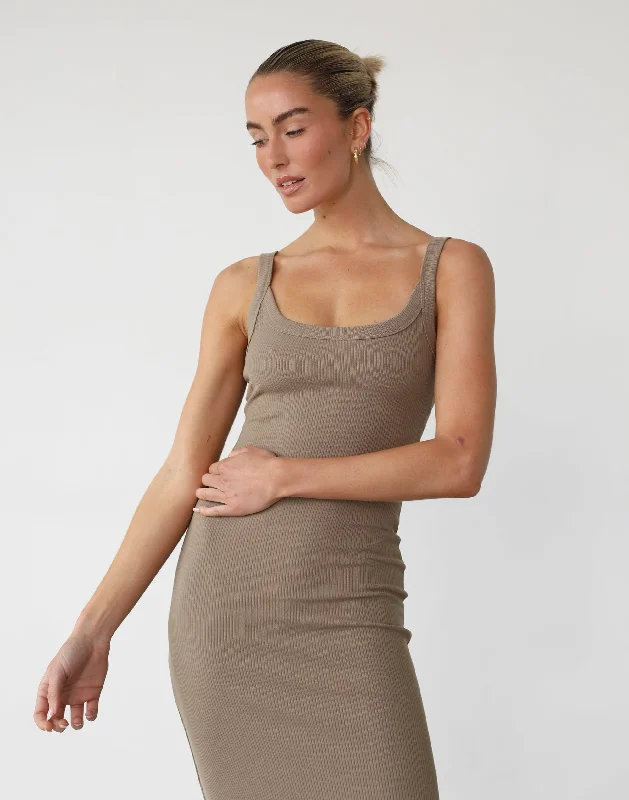 Skyler Maxi Dress (Latte) Comfortable Plunging Neckline Maxi Dress
