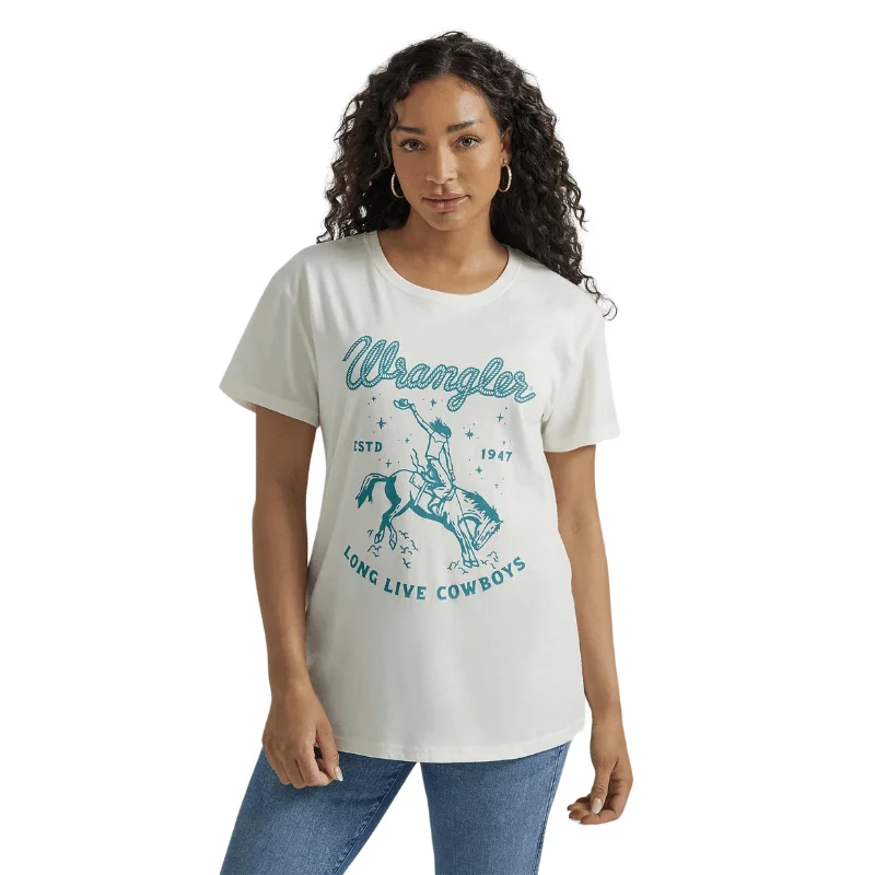 Wrangler Women's Marshmallow Short Sleeve Western Graphic Boyfriend T-Shirt 112347515 Welt Pockets Slit Pockets Flap Pockets Wrangler Women's Marshmallow Short Sleeve Western Graphic Boyfriend T-Shirt 112347515 Welt Pockets Slit Pockets Flap Pockets