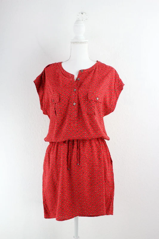Vintage Red Cozy Dress (M)
