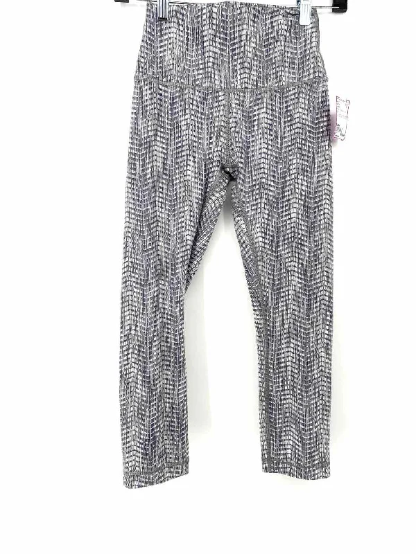 Lululemon 2017 Wunder Under Crop Hi-Rise *21" Women's Gray/Navy luon Leggings Stylish Capri Leggings Lululemon 2017 Wunder Under Crop Hi-Rise *21" Women's Gray/Navy luon Leggings Stylish Capri Leggings