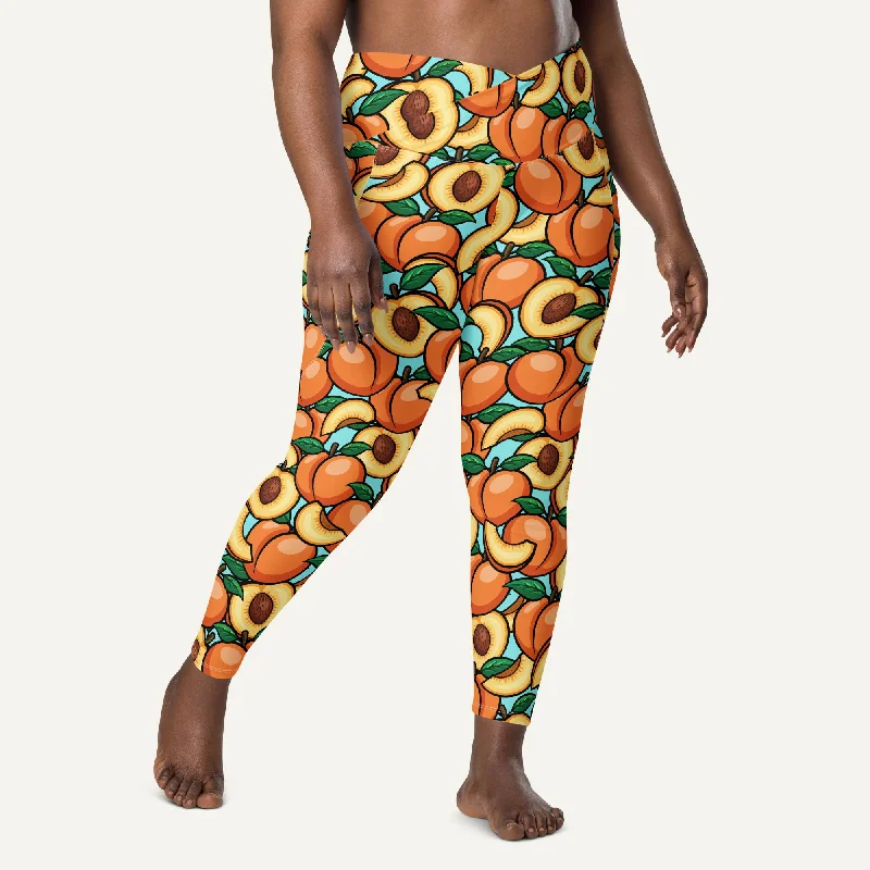 Peaches Crossover Leggings With Pockets Fashionable Minimal Active Leggings