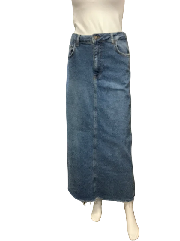 Zara Maxi Jean Skirt Blue Size: M silk skirt luxurious