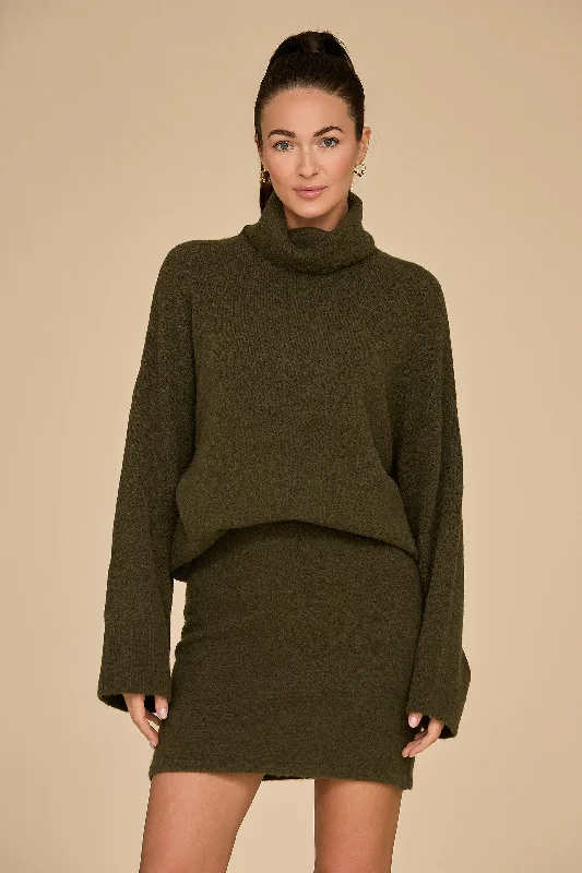 Calista Turtleneck Knit Sweater - Pine Jersey Fabric Tulle Fabric Batik Fabric
