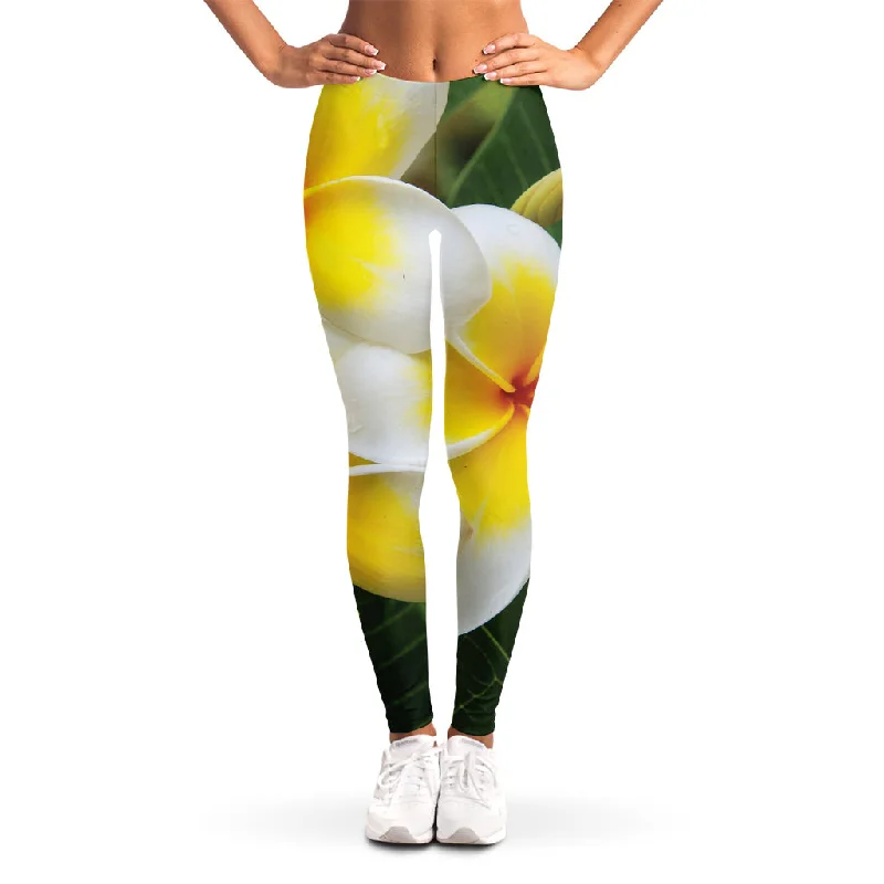 White And Yellow Plumeria Flower Print Women's Leggings